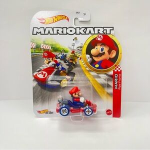 Hot Wheels Mario Kart MARIO Car Nintendo Die-Cast 1/64 Scale NIB